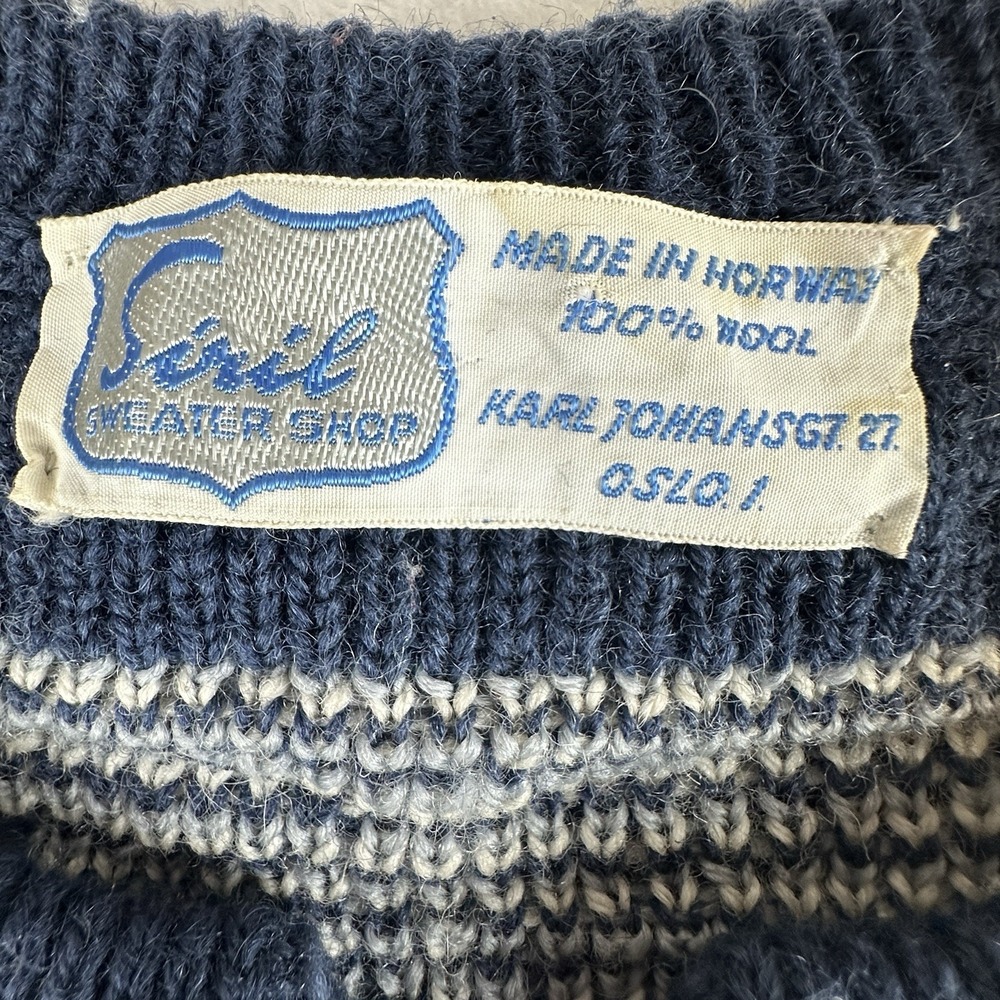 Vintage Siril Norway 100% Wool Cardigan Womens L** Nordic Fair Isle Metal Clasp - Picture 2 of 7